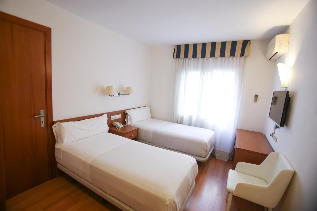 Gatell Hotel Vilanova i la Geltrú Eksteriør billede